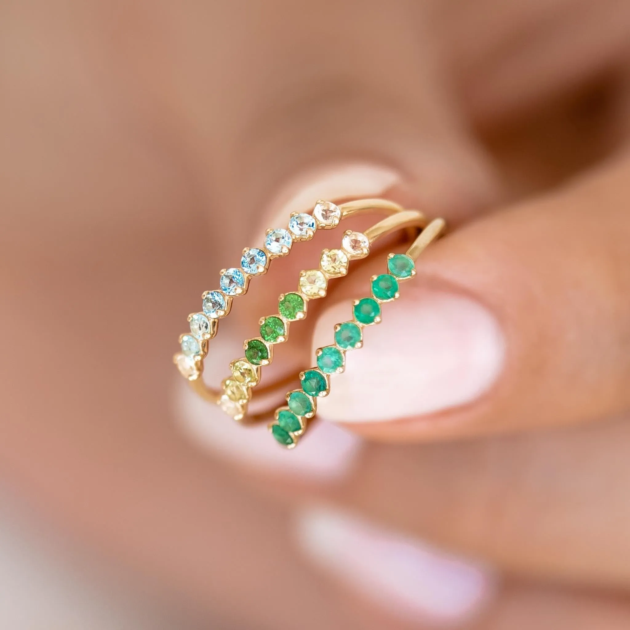 August Birthstone Ring 14k Gold - Ombre Tsavorite