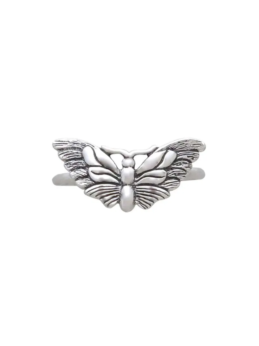 Detailed Moth Ring