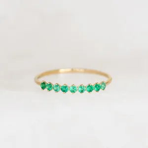 May Birthstone Ring 14k Gold - Green Chalcedony