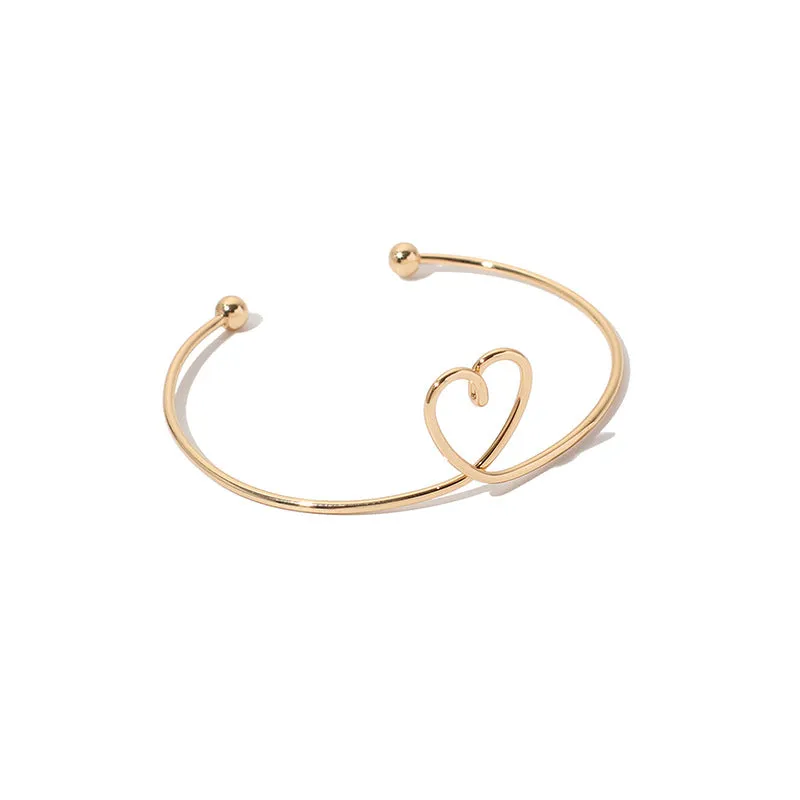 Minimalist Heart Shaped Bracelet