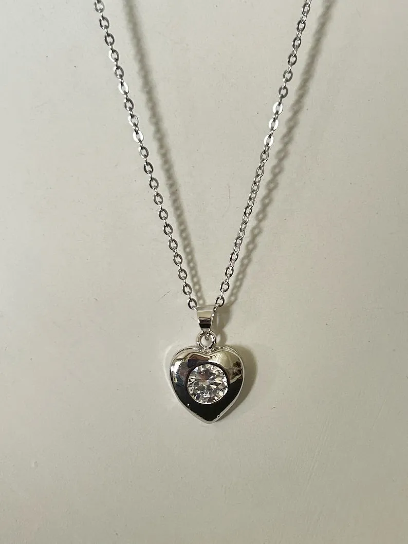 Minimalist Tiny Heart Silver Pendant Necklace