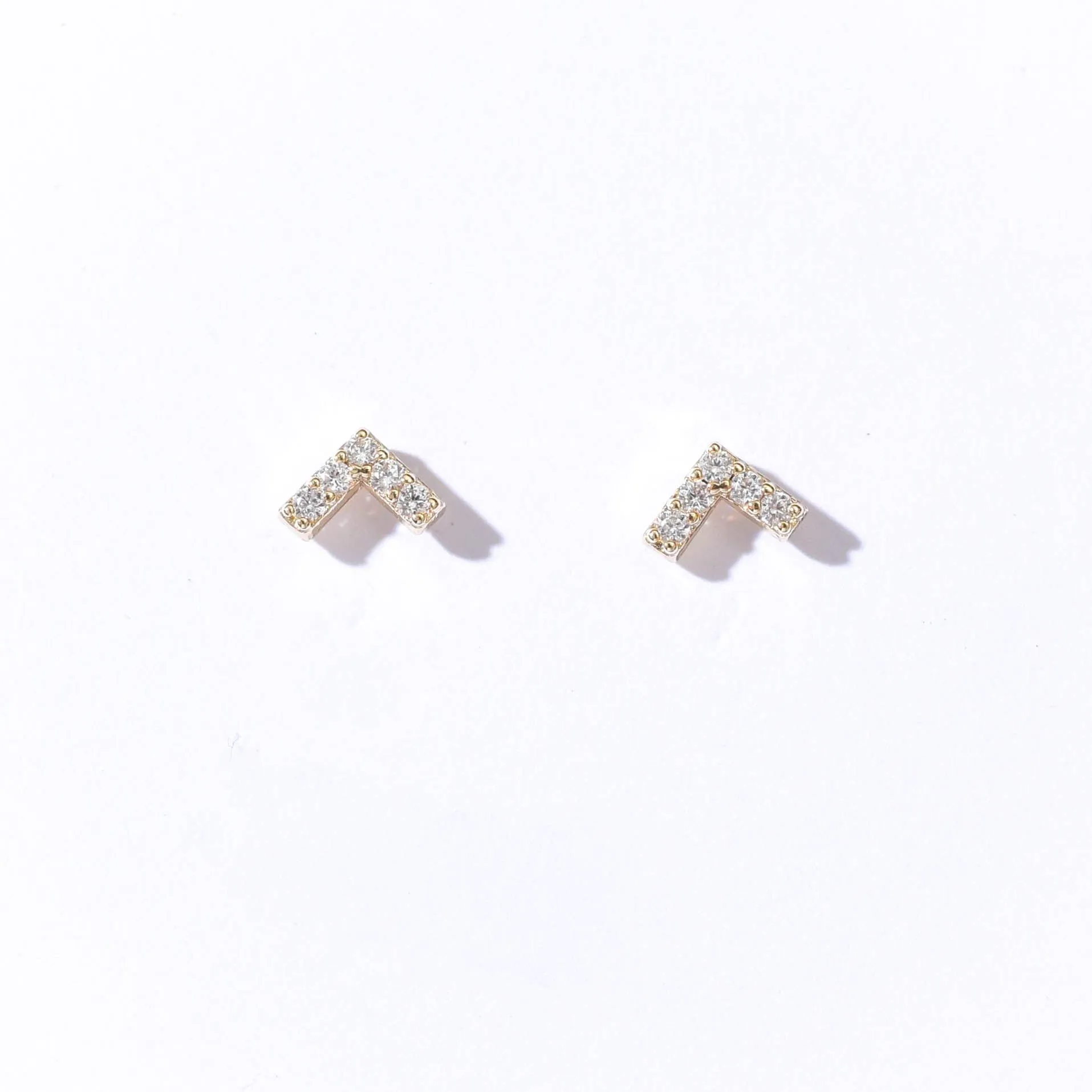 Riri Arrow Studs | 14k Gold