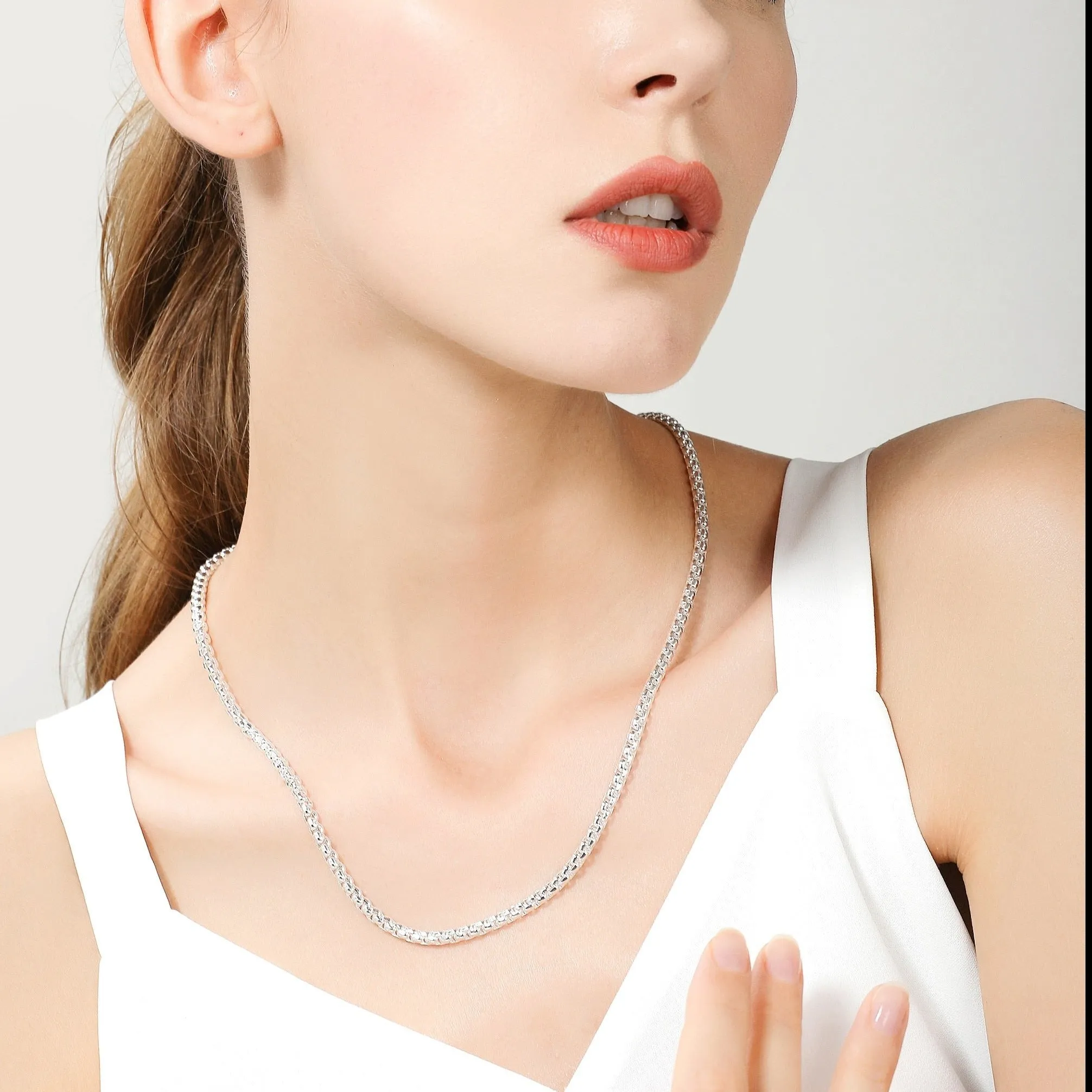 Trendy Jewelry Dazzling Necklace for Women in 925 Sterling Silver